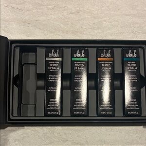 New which Tinted Lip Balm Set